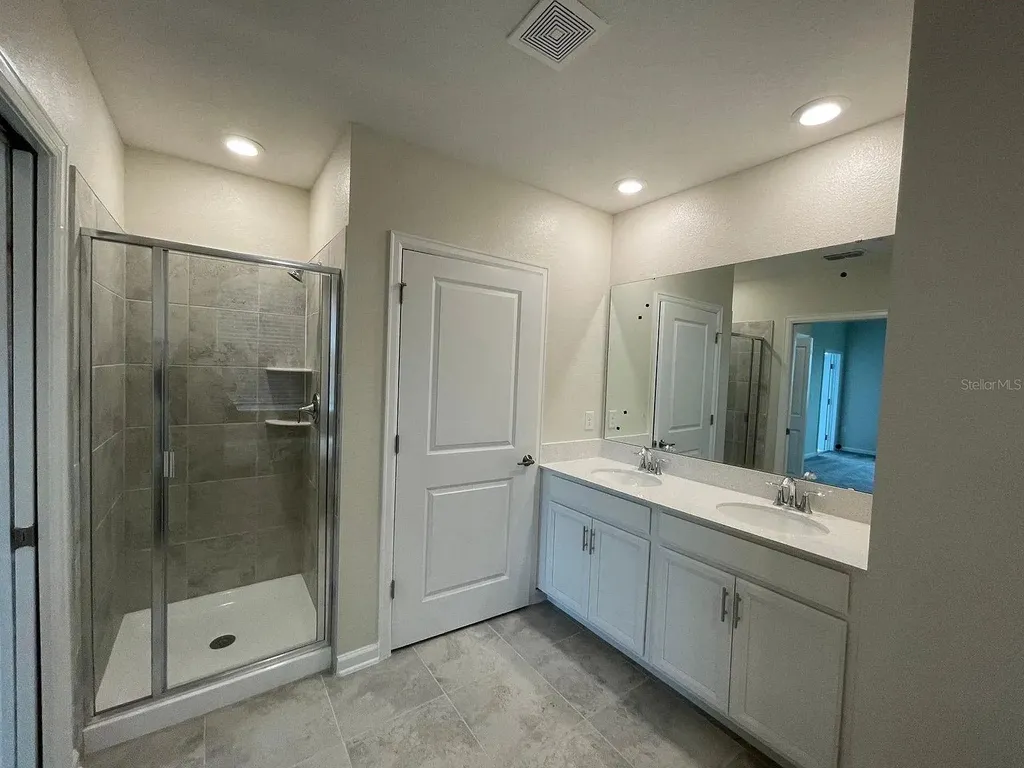 811 Ocean Course Avenue Davenport FL 33896
