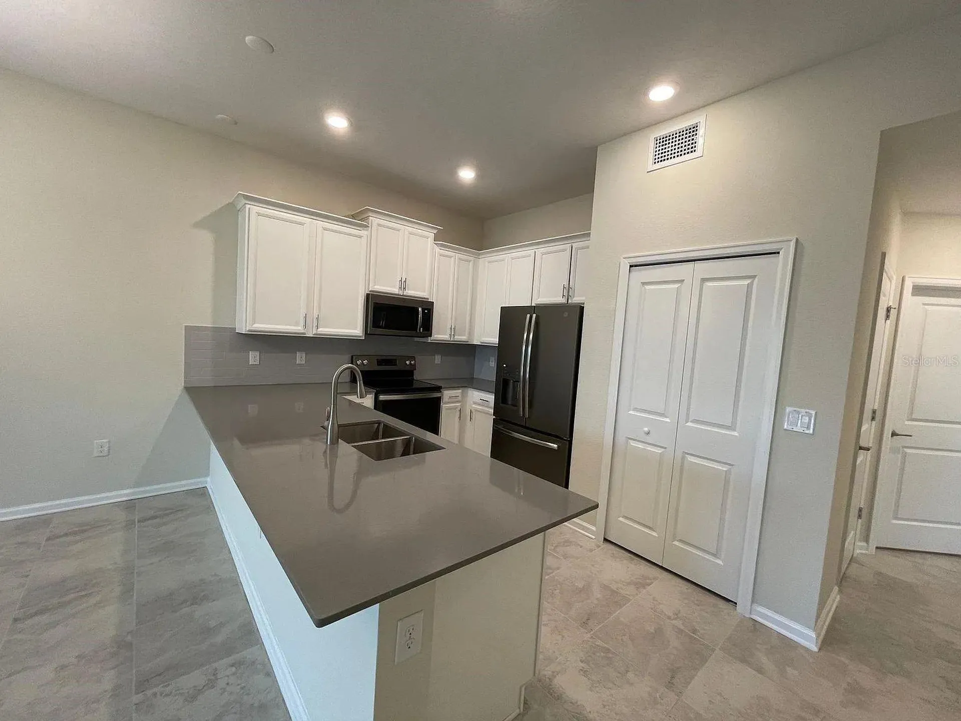 811 Ocean Course Avenue Davenport FL 33896