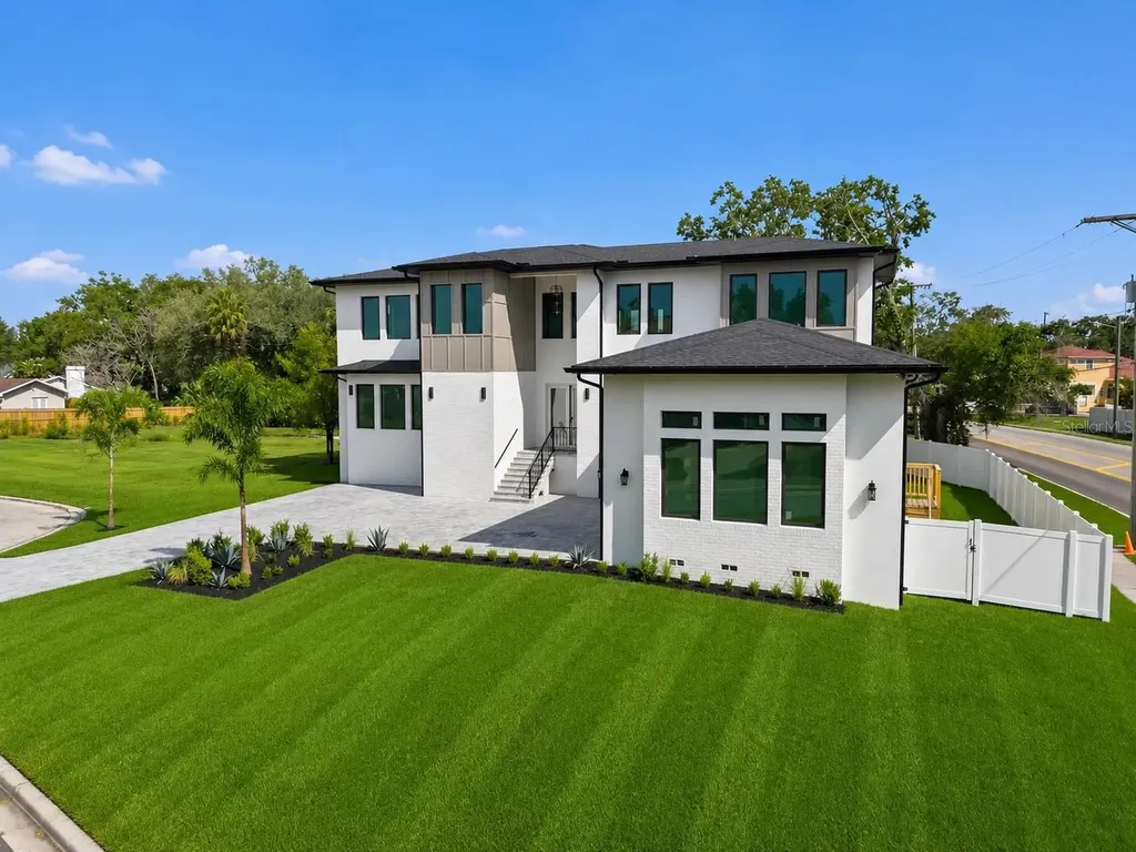 4706 W San Carlos Street Tampa FL 33629