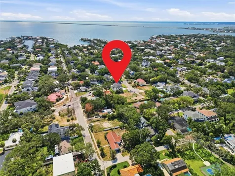 4706 W San Carlos Street Tampa FL 33629