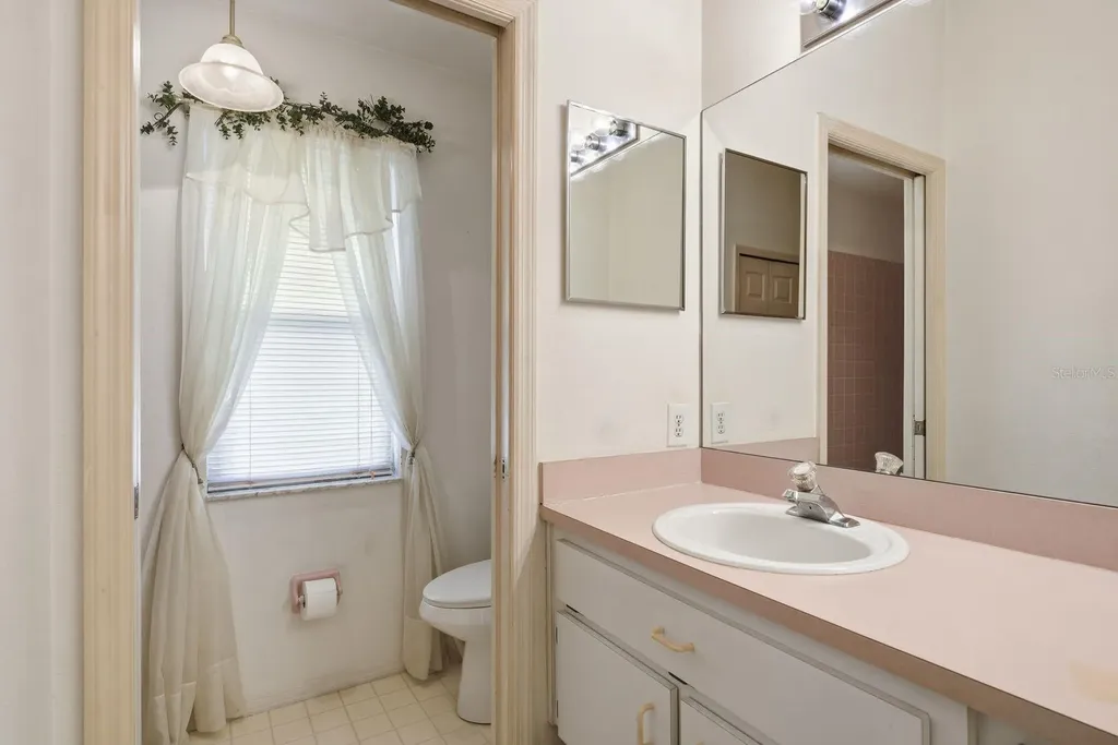 9207 Spring Hill Drive Spring Hill FL 34608