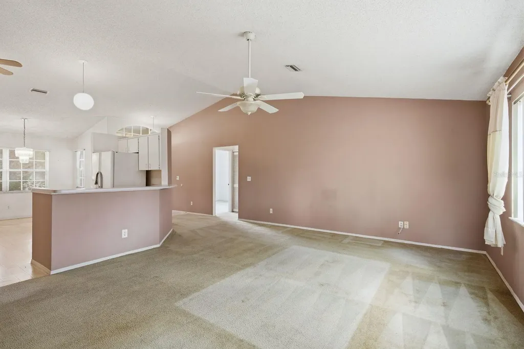 9207 Spring Hill Drive Spring Hill FL 34608