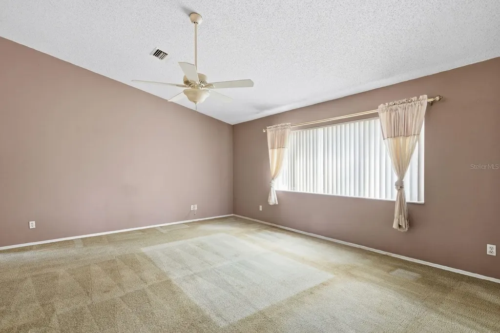 9207 Spring Hill Drive Spring Hill FL 34608