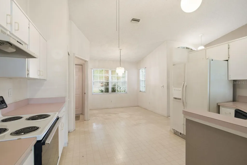 9207 Spring Hill Drive Spring Hill FL 34608