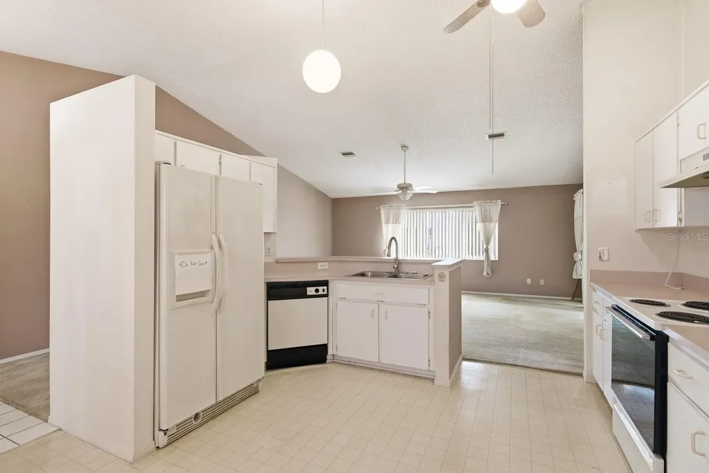 9207 Spring Hill Drive Spring Hill FL 34608