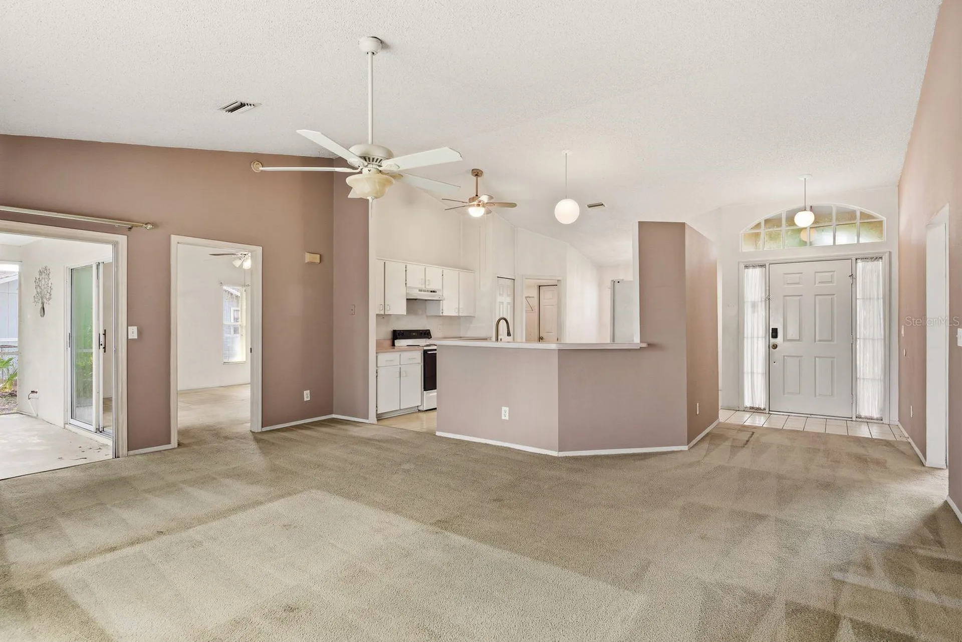 9207 Spring Hill Drive Spring Hill FL 34608