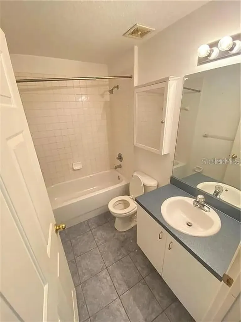 10013 Oslin Street Tampa FL 33615