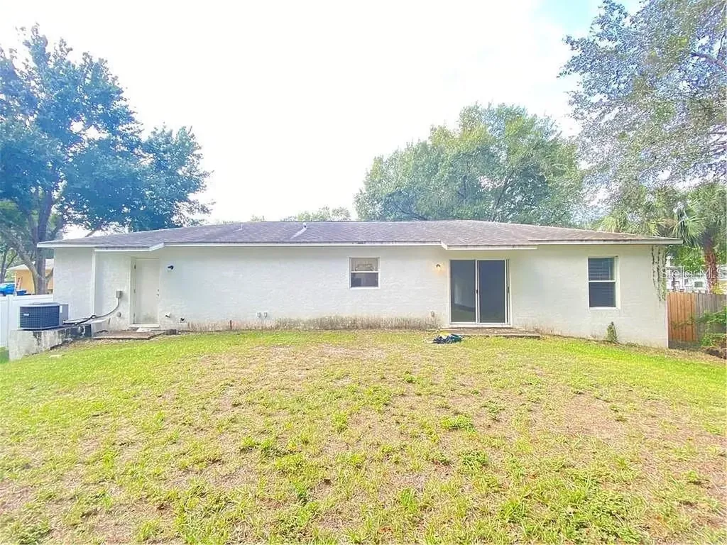10013 Oslin Street Tampa FL 33615