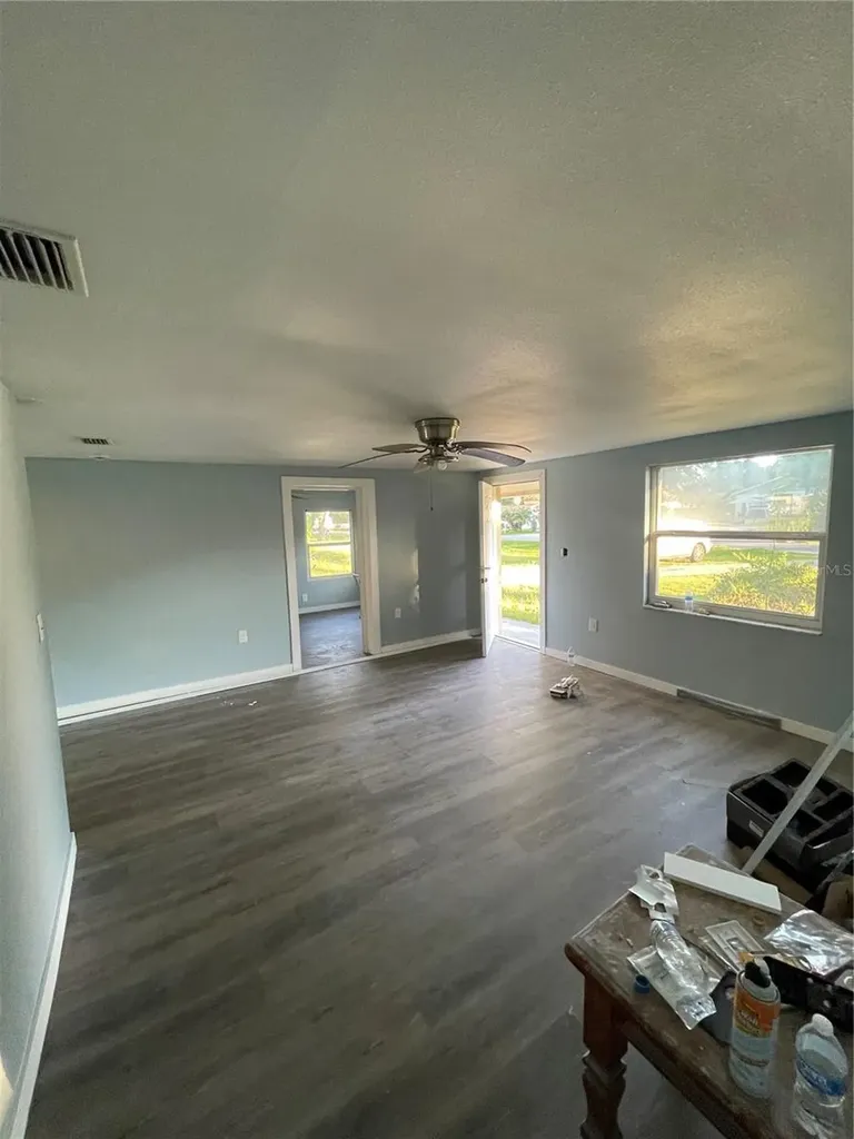 10013 Oslin Street Tampa FL 33615
