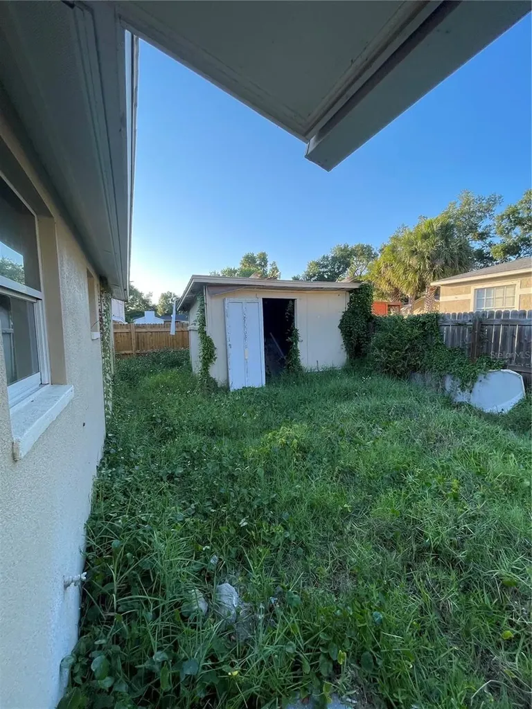 10013 Oslin Street Tampa FL 33615