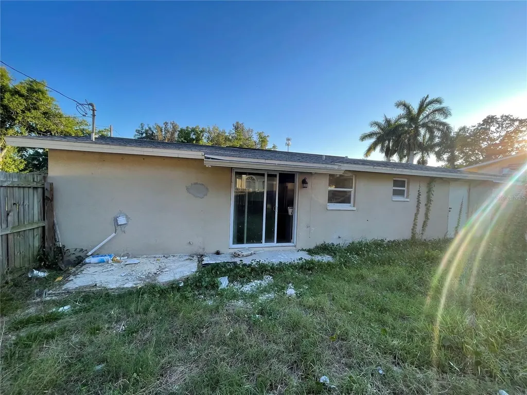10013 Oslin Street Tampa FL 33615
