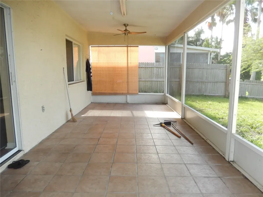 817 Frankford Drive Brandon FL 33511