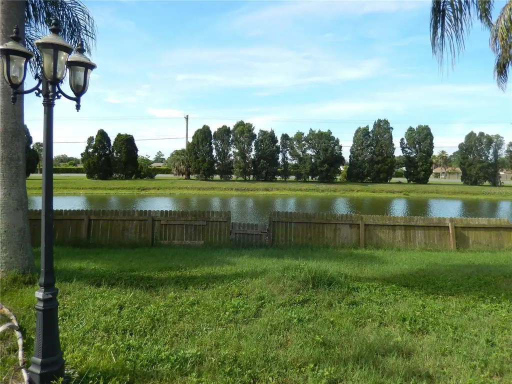 817 Frankford Drive Brandon FL 33511