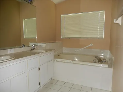 817 Frankford Drive Brandon FL 33511