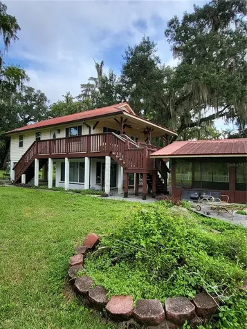 2377 NW 34th Place Lake Panasoffkee FL 33538
