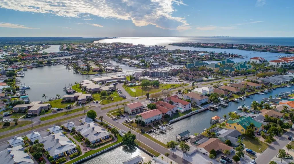 6506 Abaco Drive Apollo Beach FL 33572