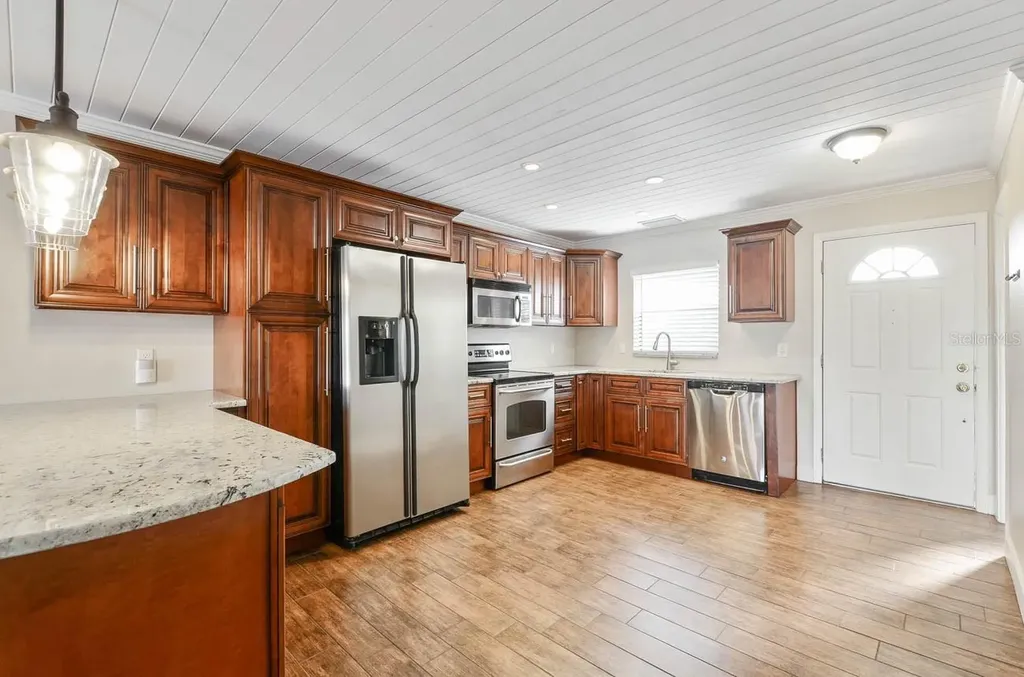 6506 Abaco Drive Apollo Beach FL 33572