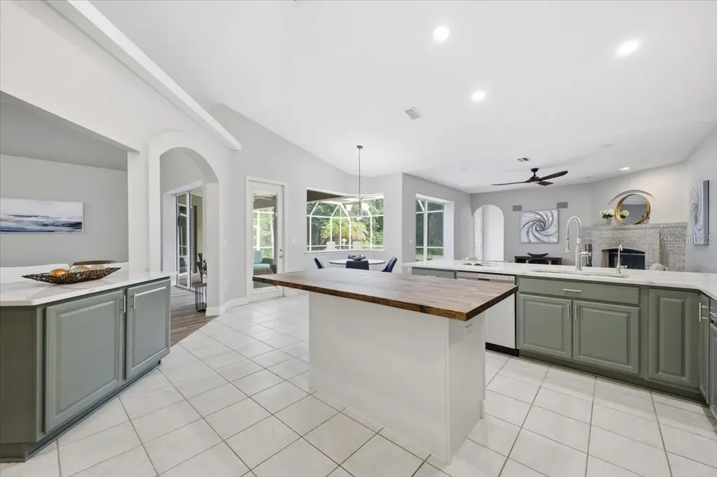 15107 3rd Drive E Bradenton FL 34212