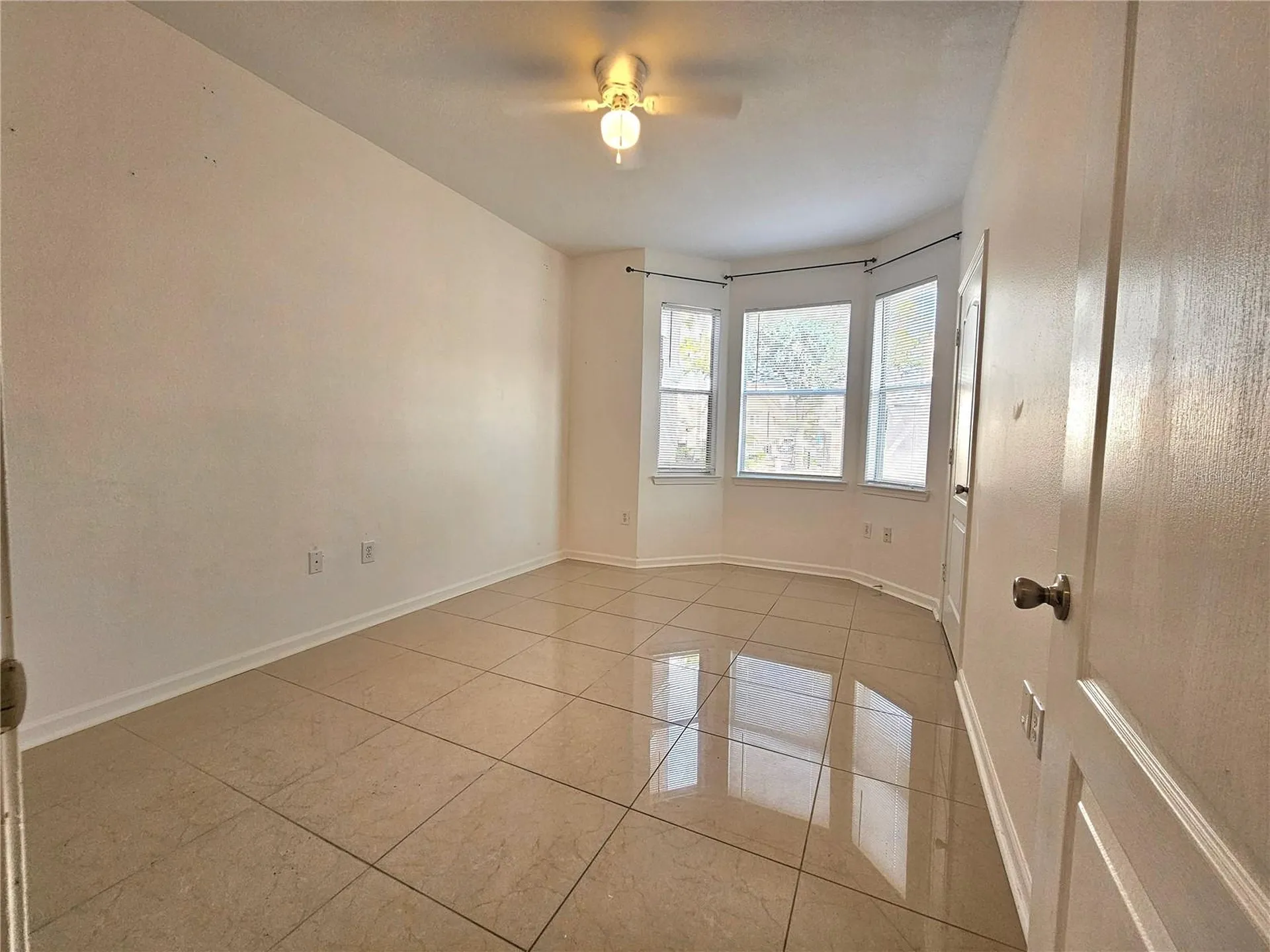 18058 Villa Creek Drive Tampa FL 33647