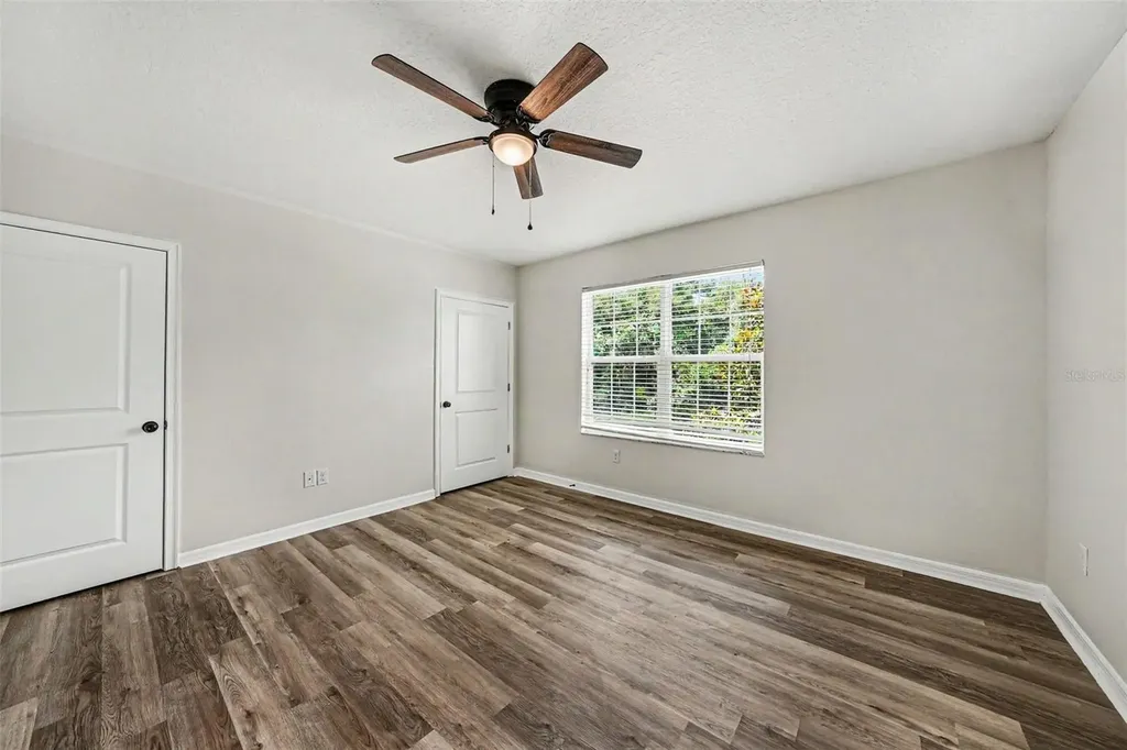 1124 Hillhurst Drive Wesley Chapel FL 33543