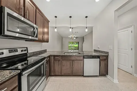 1124 Hillhurst Drive Wesley Chapel FL 33543