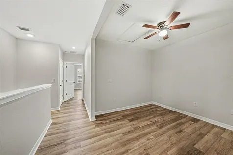 1124 Hillhurst Drive Wesley Chapel FL 33543