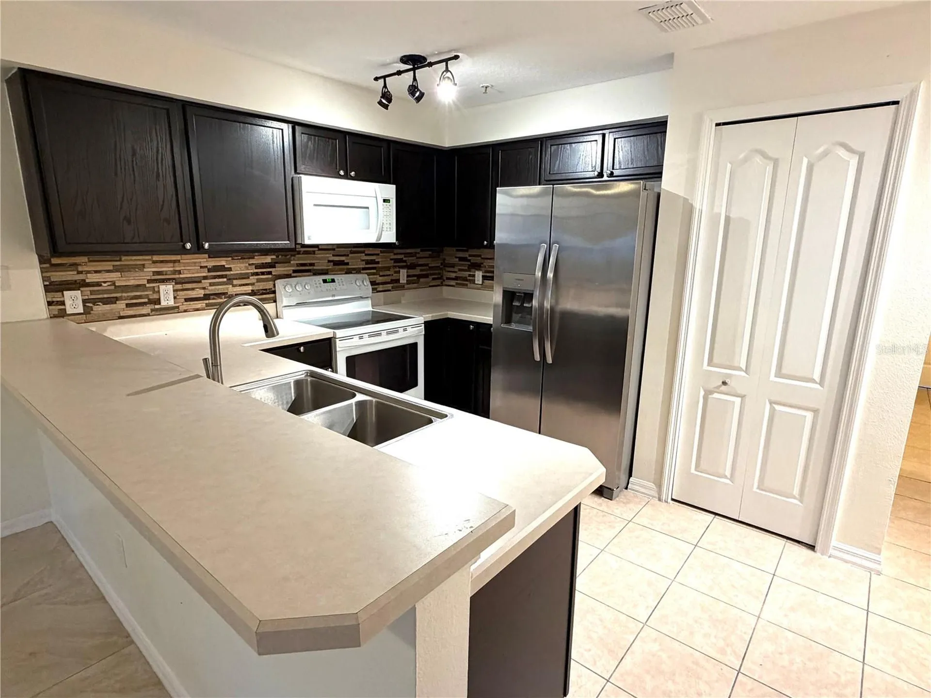 692 Seabrook Court Altamonte Springs FL 32714