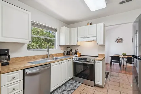 2564 Woodgate Boulevard Orlando FL 32822