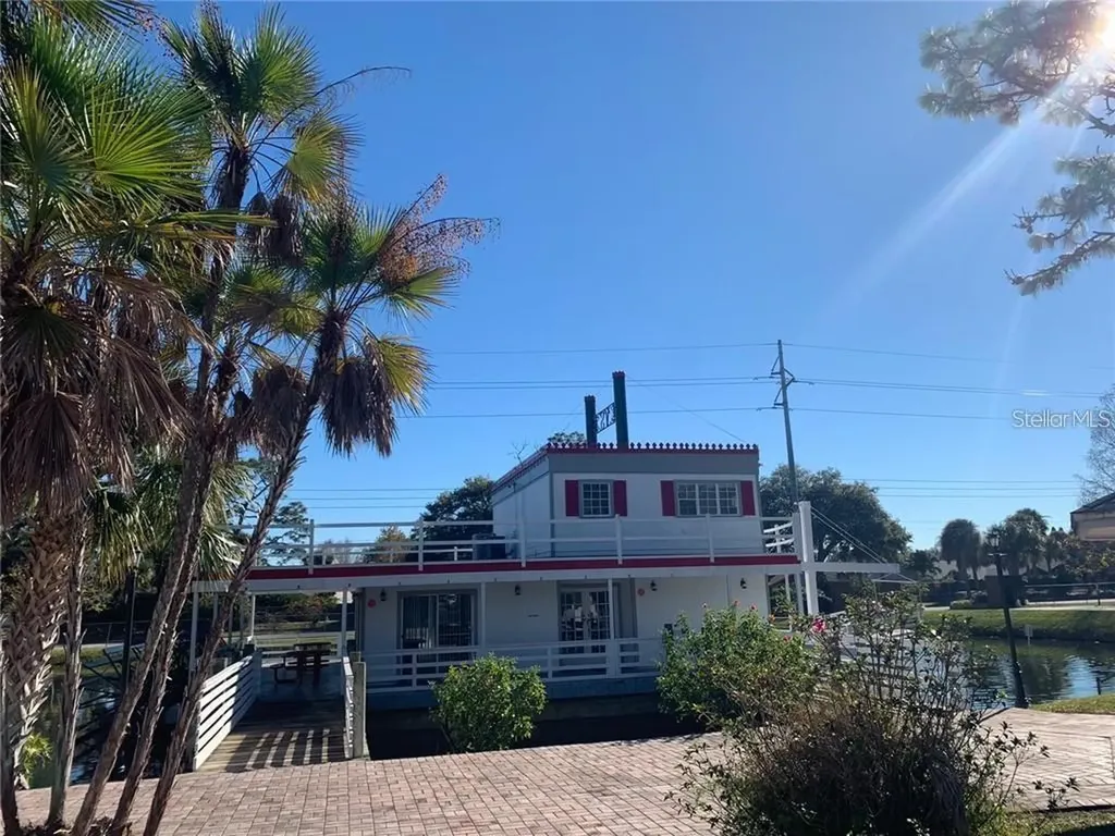 6043 Village Circle Orlando FL 32822