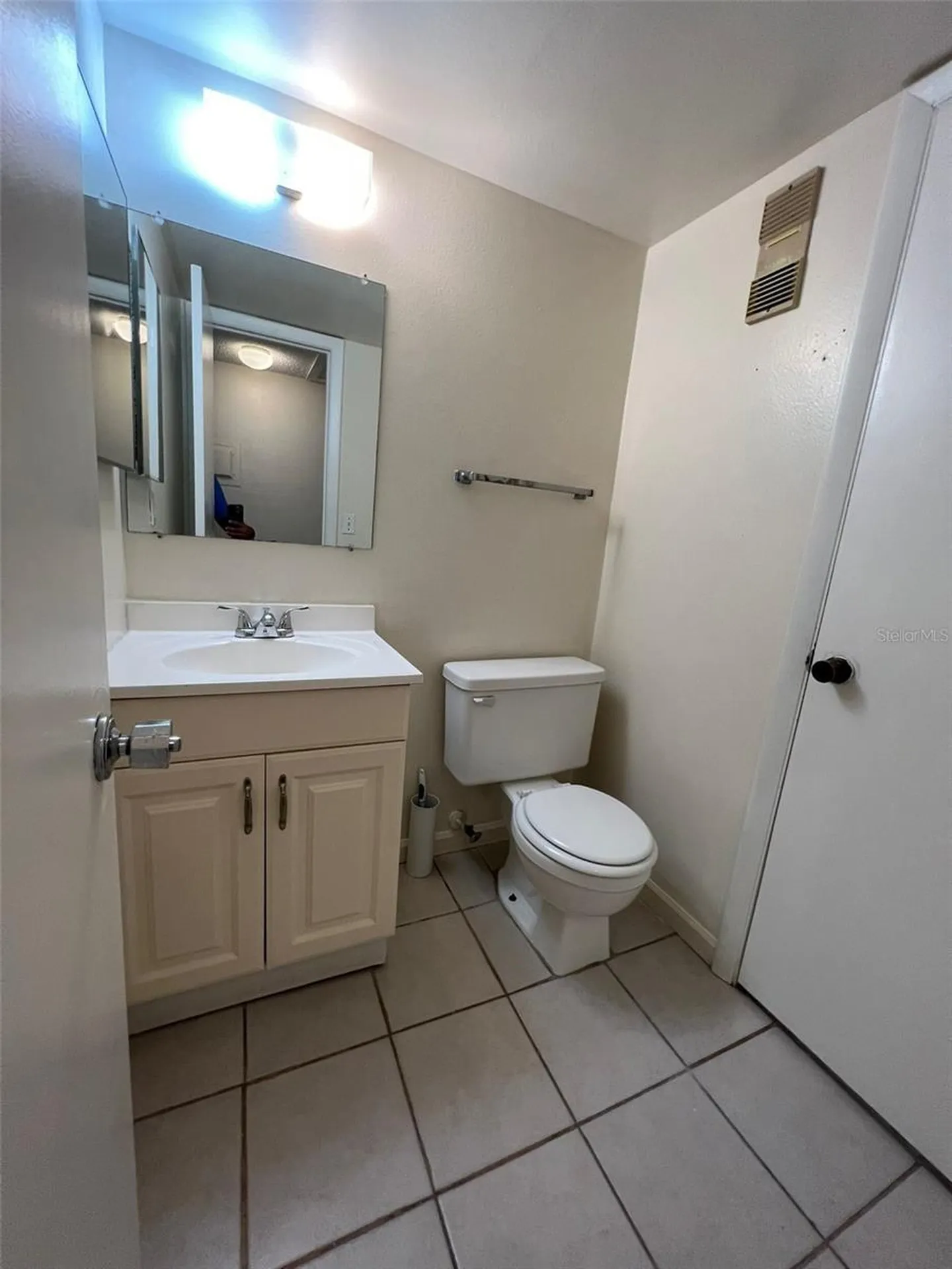 6043 Village Circle Orlando FL 32822