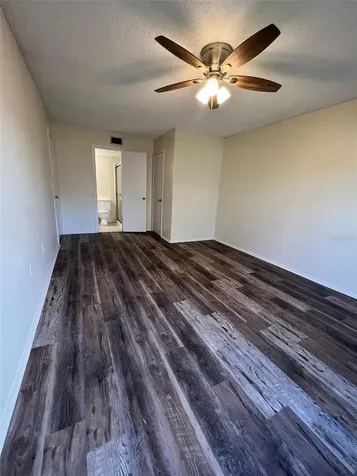 6043 Village Circle Orlando FL 32822