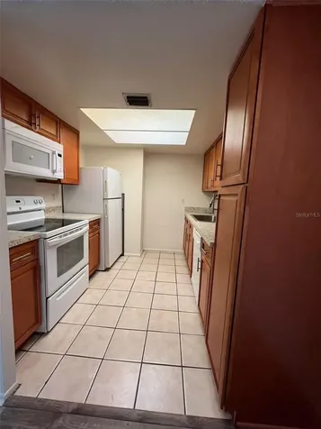 6043 Village Circle Orlando FL 32822