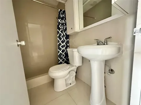 1802 Alcazar Ponce PR 00716