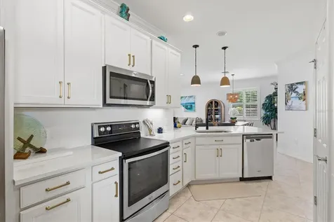 13913 Alafaya Street Venice FL 34293