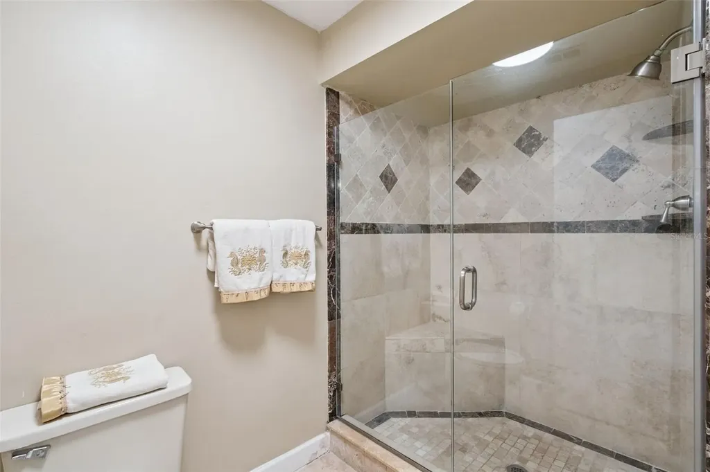 6210 Raintree Drive Orlando FL 32822