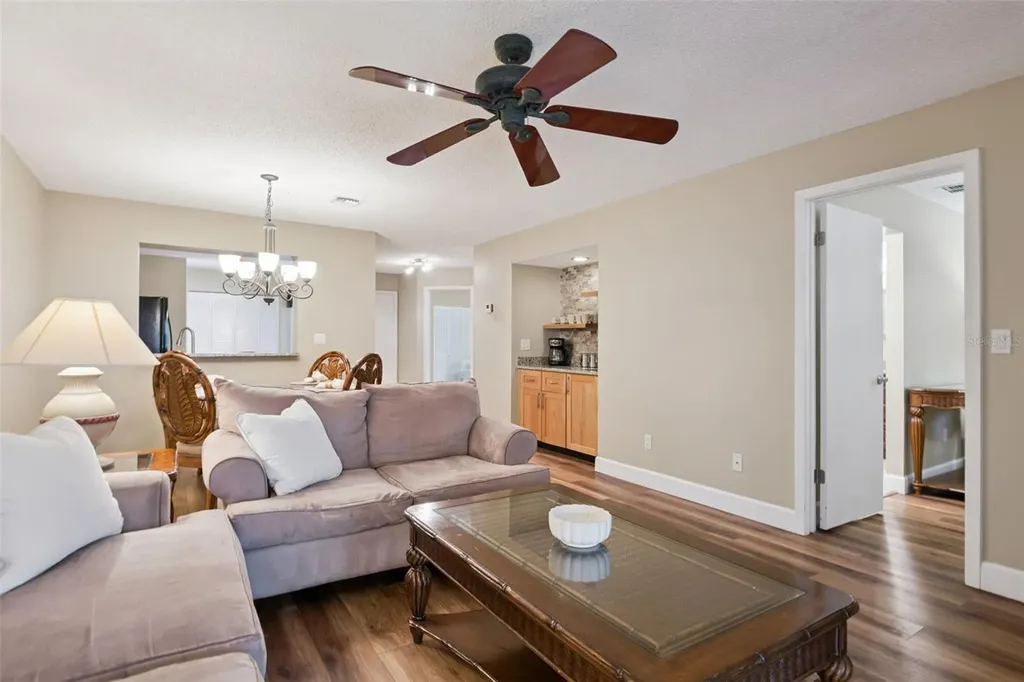 6210 Raintree Drive Orlando FL 32822