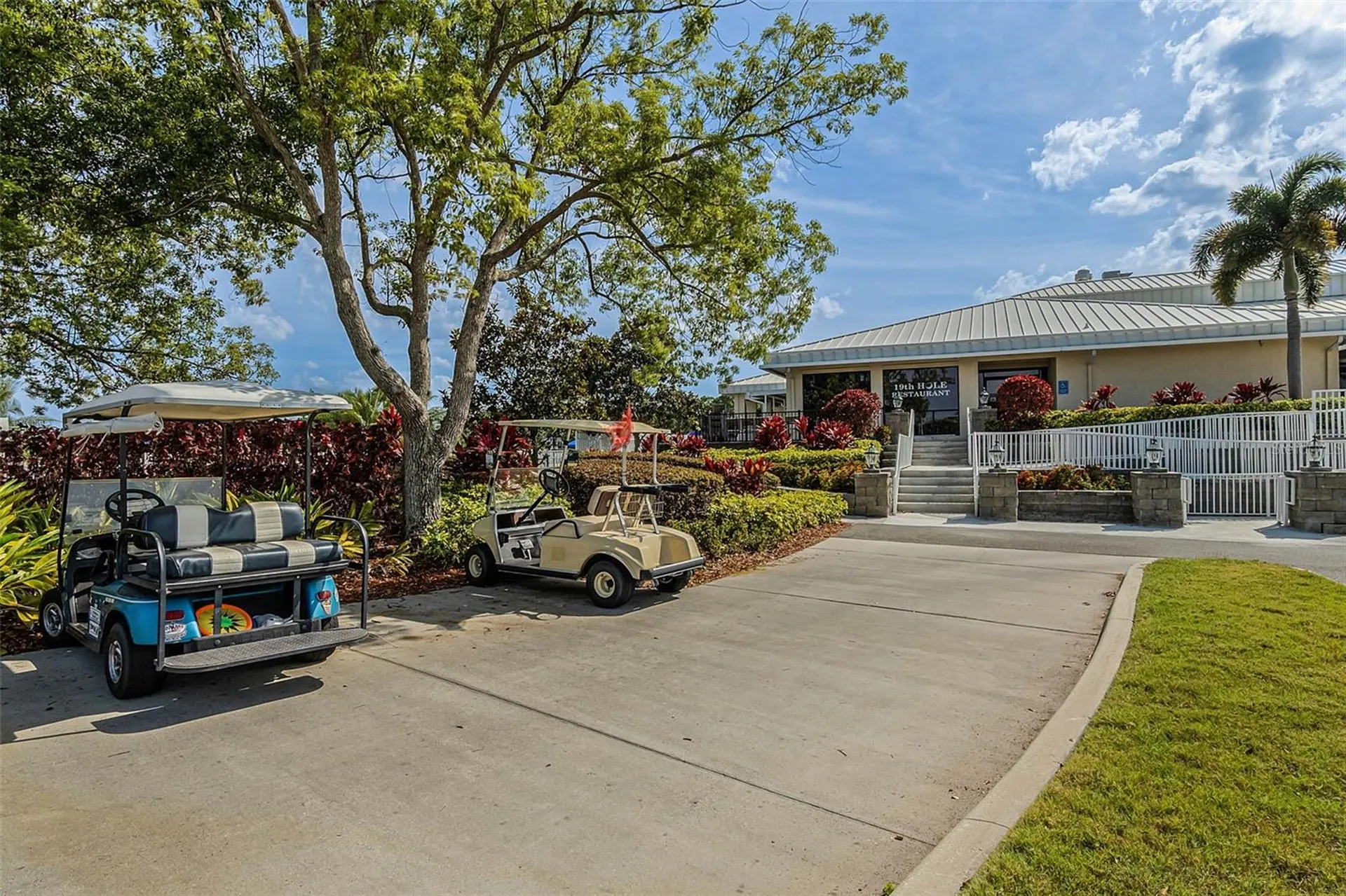 6210 Raintree Drive Orlando FL 32822