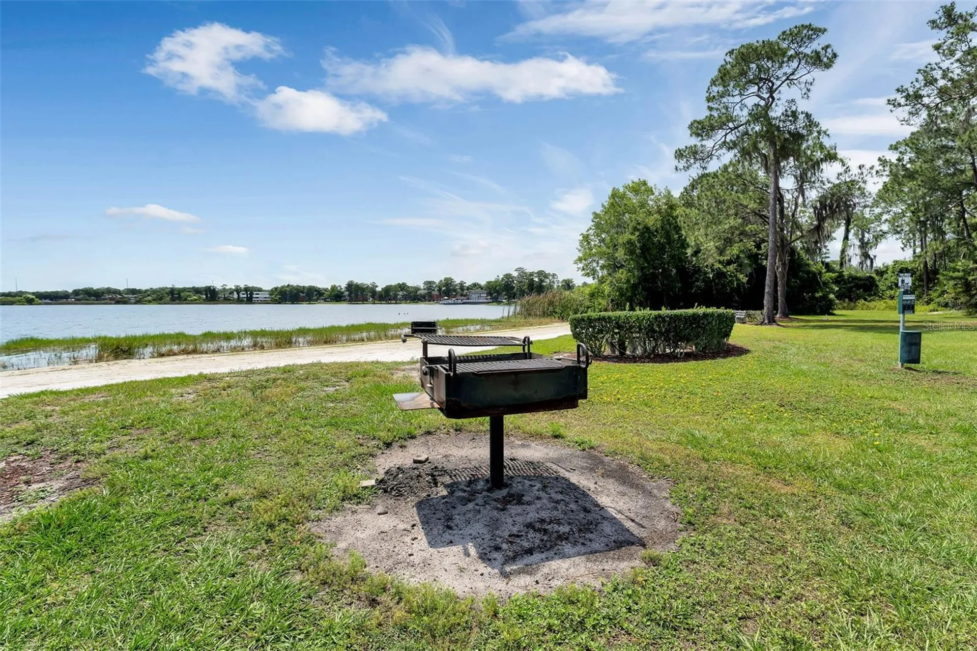 6210 Raintree Drive Orlando FL 32822