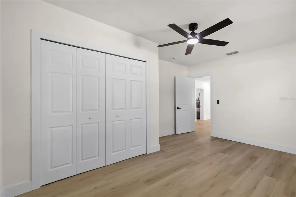 815 W Minnehaha Street Tampa FL 33604