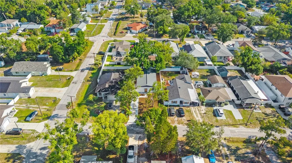 815 W Minnehaha Street Tampa FL 33604