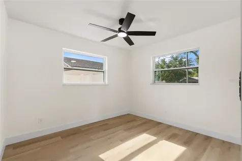 815 W Minnehaha Street Tampa FL 33604
