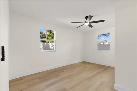 815 W Minnehaha Street Tampa FL 33604