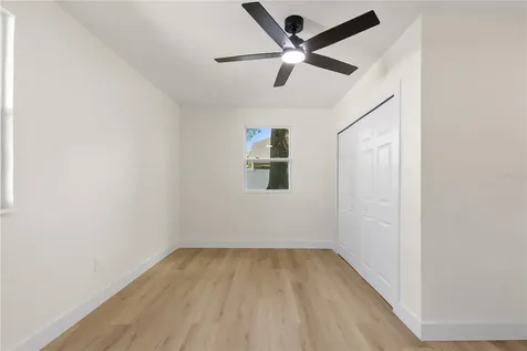 815 W Minnehaha Street Tampa FL 33604