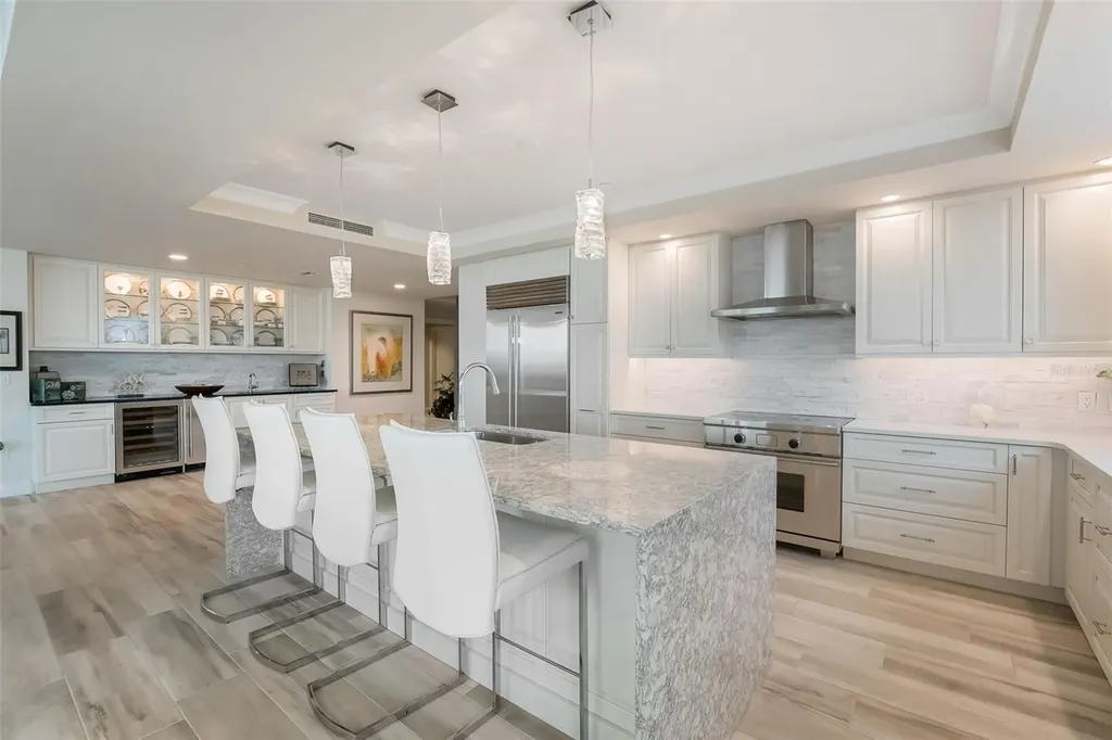 795 Collany Road Tierra Verde FL 33715