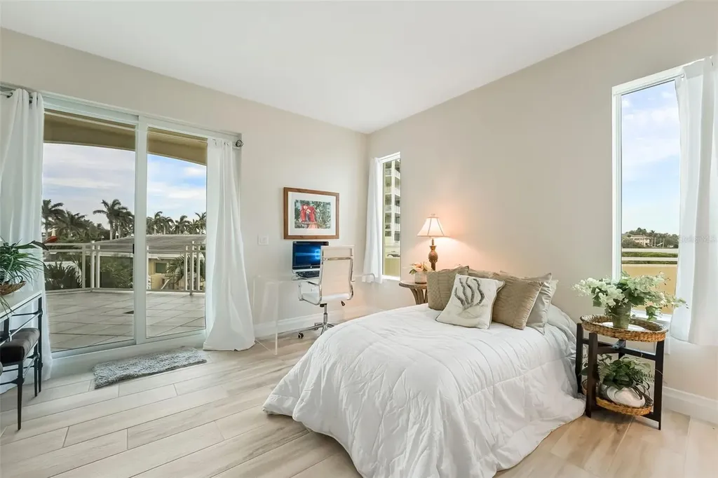 795 Collany Road Tierra Verde FL 33715