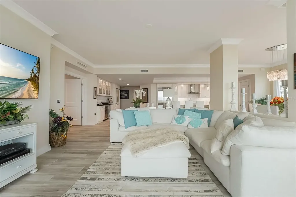 795 Collany Road Tierra Verde FL 33715