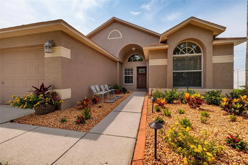 4711 Wessex Way Land O Lakes FL 34639