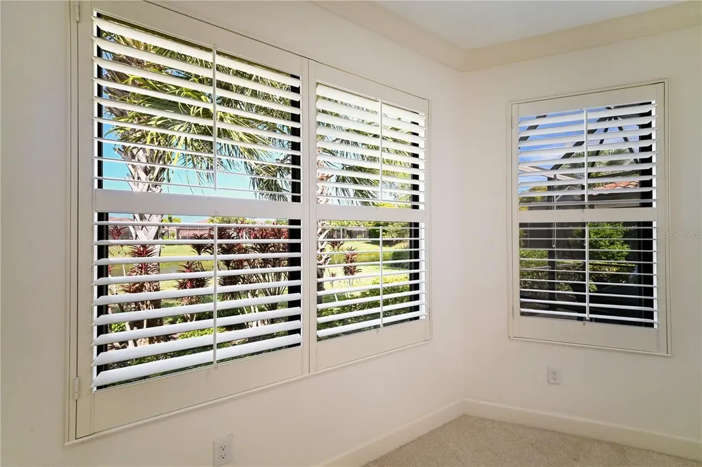 5811 Cavano Drive Sarasota FL 34231