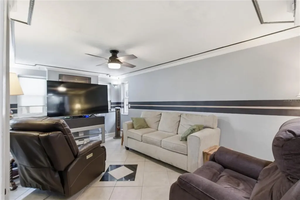 1429 San Charles Drive Dunedin FL 34698