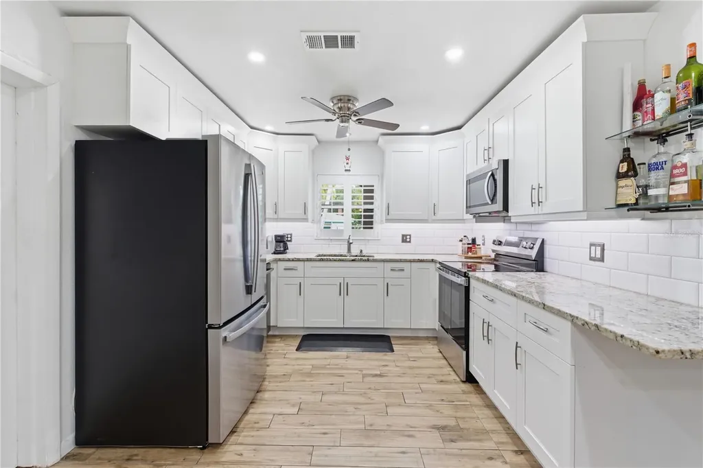 1429 San Charles Drive Dunedin FL 34698